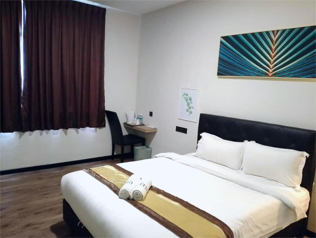 Gill Garden Boutique Hotel 2*